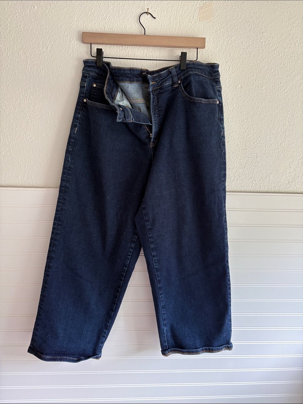 Universal Standa Dark Blue Denim Jeans